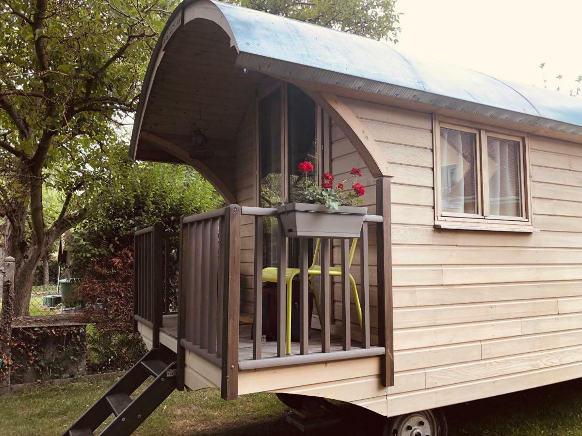 Millygite Chalet-On-Wheels By The River מראה חיצוני תמונה